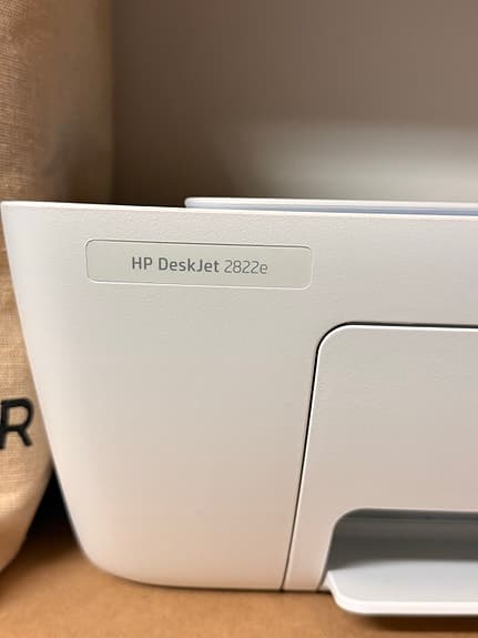 HP DeskJet 2822e skrivare vit