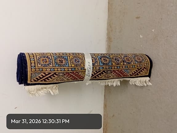 vacker mönster handknut bochara ullmatta