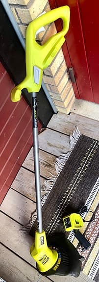 Ryobi grästrimmer ONE+ 18V + laddare