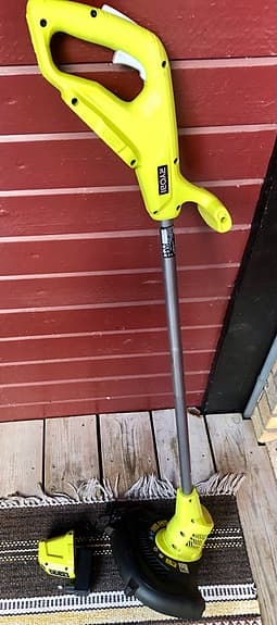 Ryobi grästrimmer ONE+ 18V + laddare