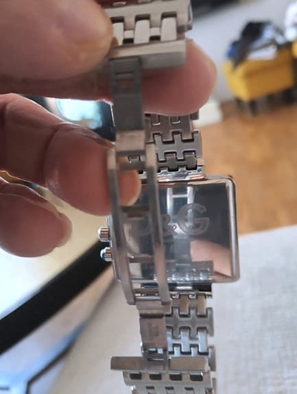 Klocka D&G helt ny batteri