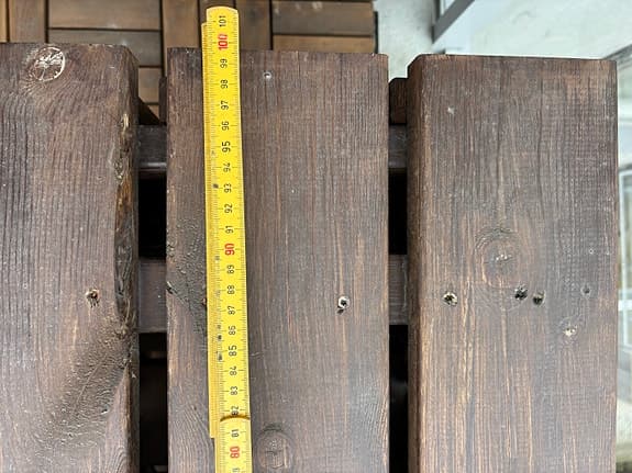 Trälåda bänk brun