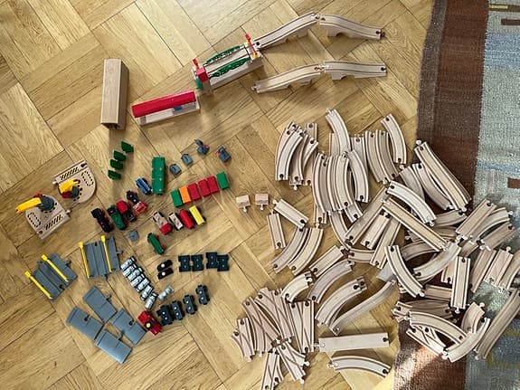 BRIO trätågset räls och tillbehör
