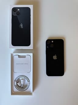 Apple iPhone 13 128 GB midnatt