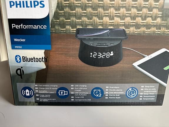 Philips klockradio med Bluetooth & trådlös laddning