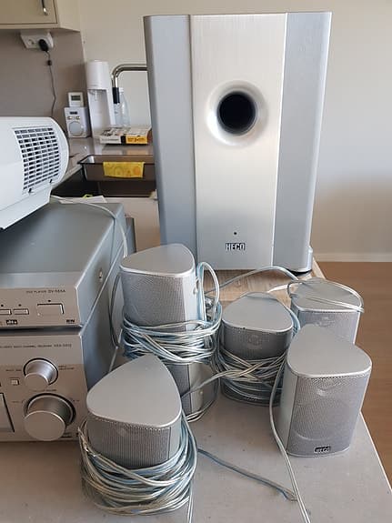 Pioneer hemmabiosystem med förstärkare, dvd-spelare och fjärrkontroller silver