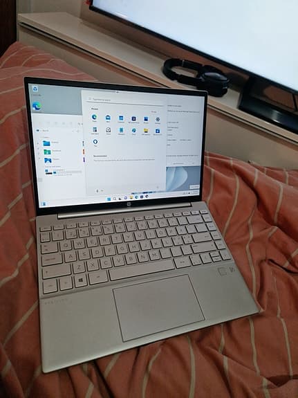 HP Pavilion Aero 13"