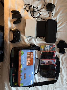 Nintendo Switch OLED spelkonsol med tillbehör och 256 GB microSD-kort