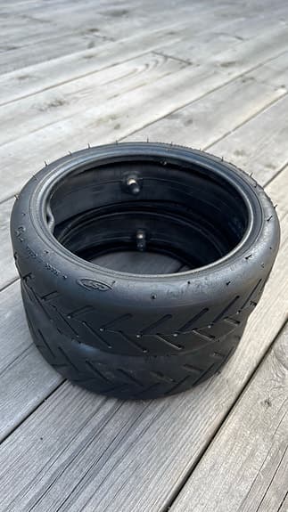 Däck 8 1/2 x 2 för elsparkcykel