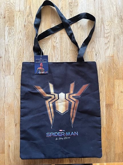 Tygväska Spider-Man No Way Home, från 2021 med lapp.
