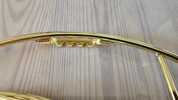 Spegel med hängförvaring (smyckes krokar)