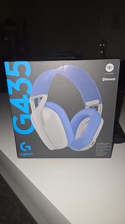 Logitech G435 gamingheadset trådlöst blå vitt
