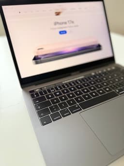 MacBook Pro med TouchBar 13" 256 GB