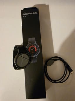 Samsung Galaxy Watch5 Pro smartklocka svart