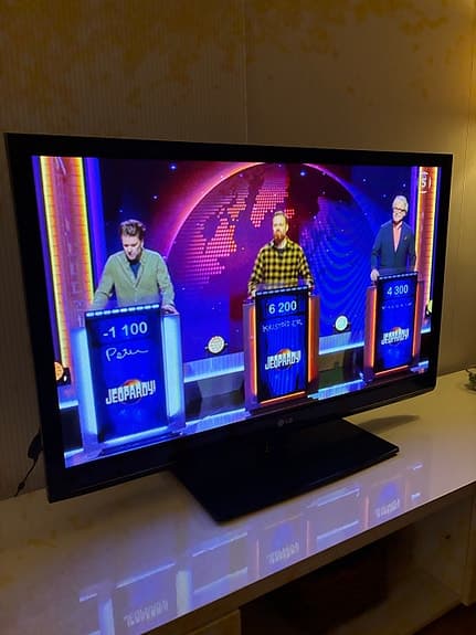 LG 42″ Plasma-TV med fjärrkontroll