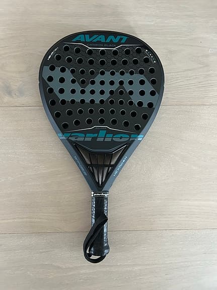 Varlion Avant difusor carbon padelracket svart