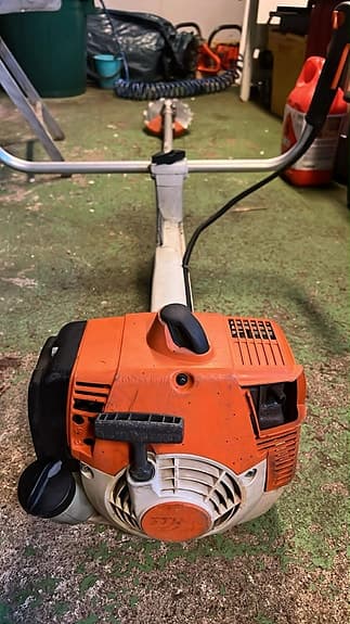 Röjsåg bensindriven orange