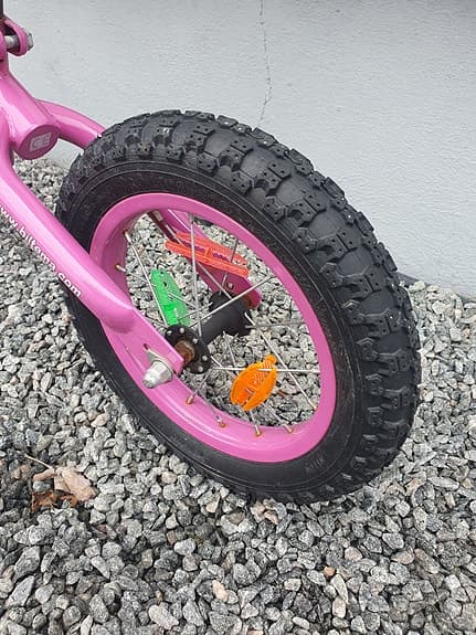 Balanscykel 12" rosa i nyskick