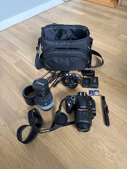 Nikon D3000 komplett paket – 2 objektiv + väska + tillbehör