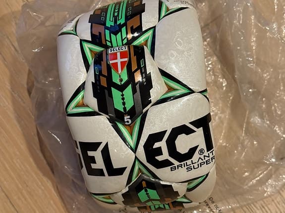 Select Brillant Super fotboll storlek 5 vit grön
