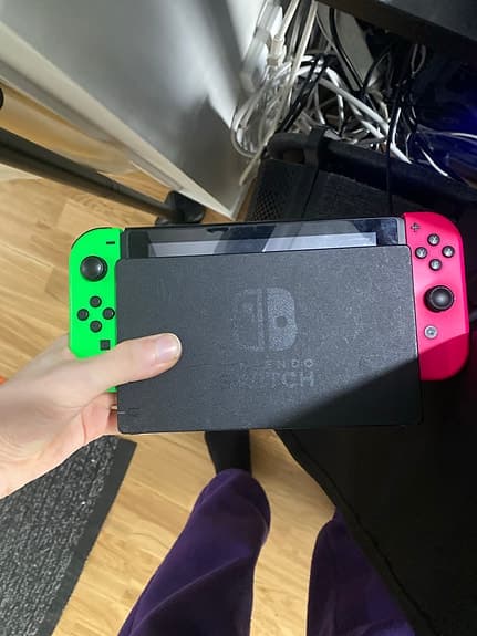 Nintendo Switch spelkonsol neonröd neonblå