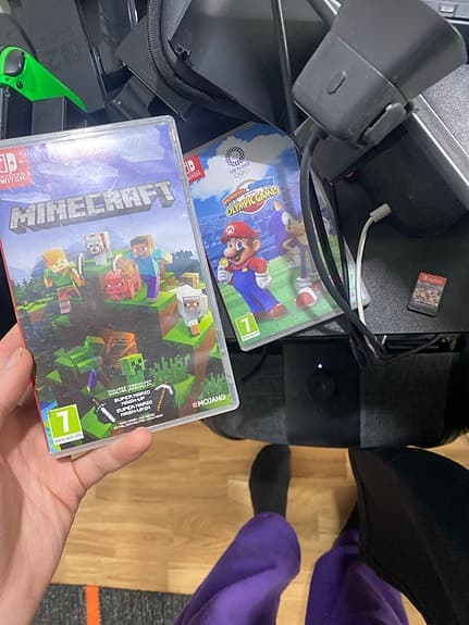 Nintendo Switch spelkonsol neonröd neonblå