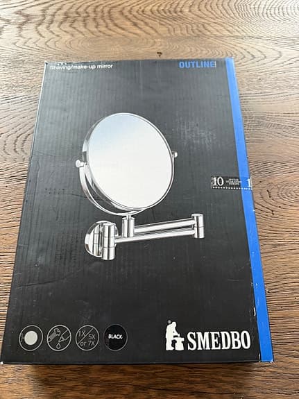 Smedbo Outline sminkspegel väggmonterad svart