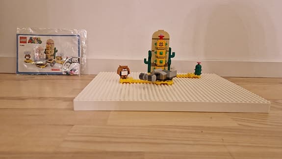 LEGO Super Mario