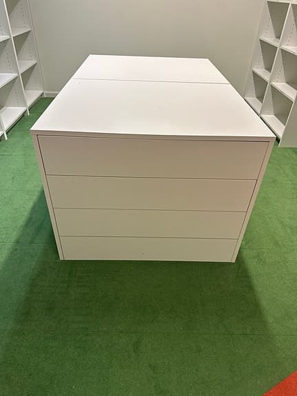 Två stycken byråer