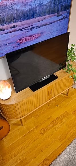 32 tums TV (Philips) + fjärrkontroll