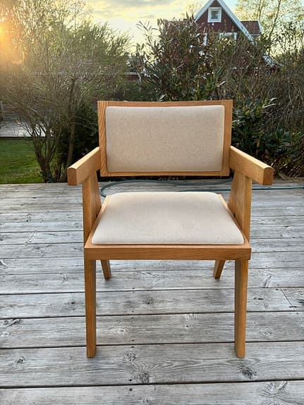 6st Karmstolar i ek med beige linnetyg