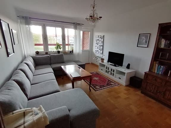 Femsitsig U-soffa med dubbla divaner