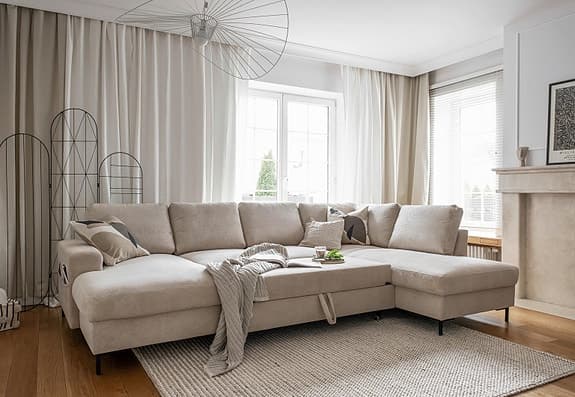 Stor beige hörnsoffa i mycket fint skick