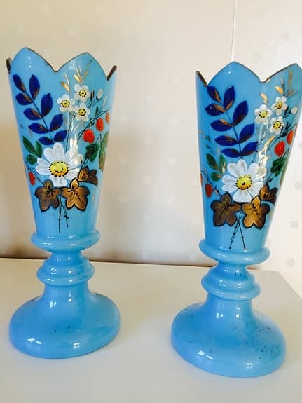 1 par Turkosa vaser i Opalinglas