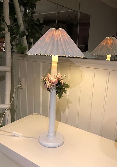 Lampor fönsterampel