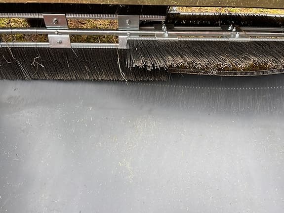Löv/gräsuppsamlare till åkgräsklippare