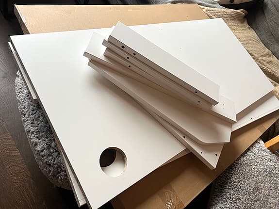 Hauga skrivbord IKEA oanvänt