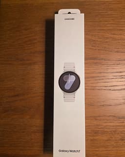 NY OCH OÖPPNAD- Samsung galaxy watch 44 mm.