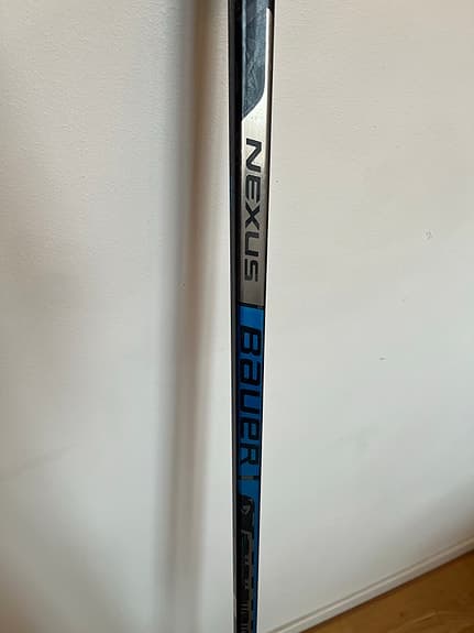 Bauer Nexus hockeyklubba P28 40 flex
