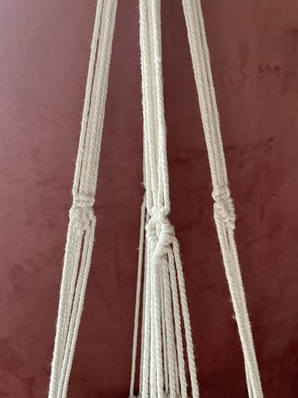 Makramé Ampel / vit trådkorg 22,5 cm diameter