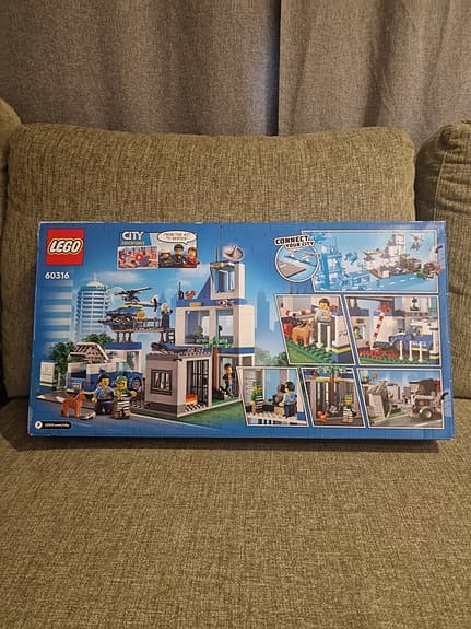 LEGO City 60316 polisstation byggset