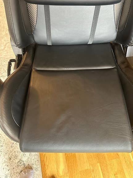Gamingstol- Arozzi verona pro v2