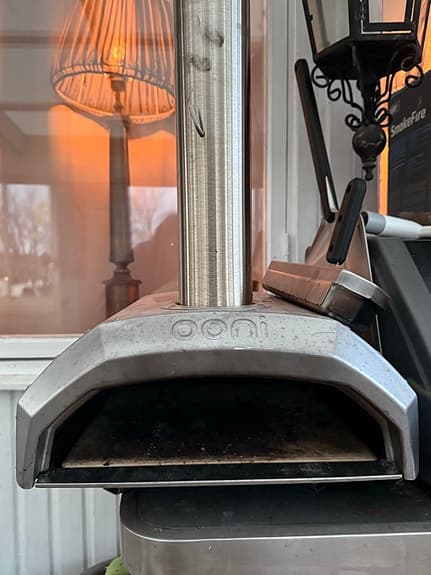 Ooni Karu 12 pizzaugn