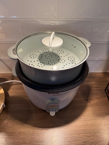 Tefal riskokare med ånginsats vit