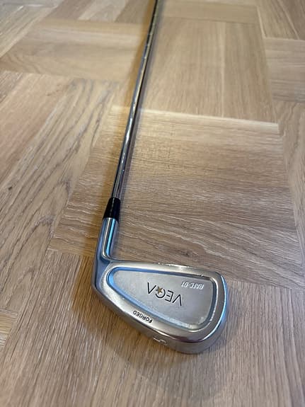 Vega golfklubbor set järnklubbor och 4-wood