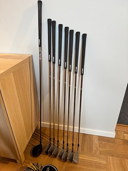 Vega golfklubbor set järnklubbor och 4-wood