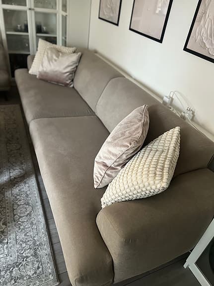 Ancona 4 sits soffa