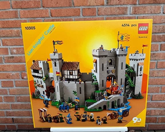 LEGO 10305 - Lion Knight's Castle