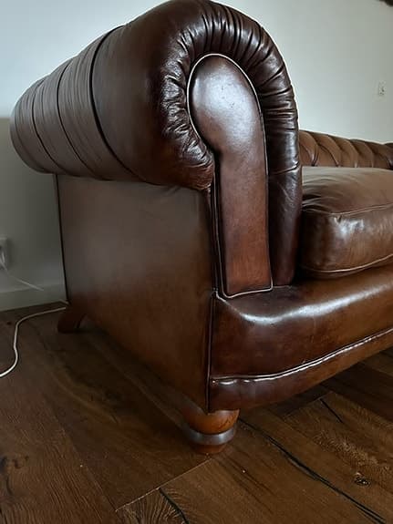 Chesterfield, soffa i äkta läder