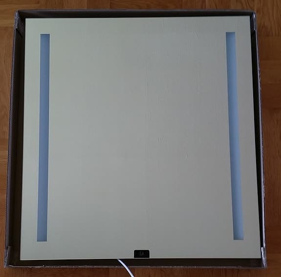 Ifö Exaktor badrumsspegel med belysning, 600x640 mm